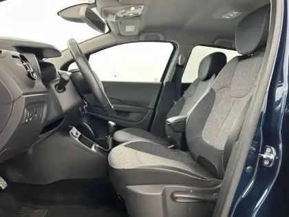 Photo 17 Renault Captur  TCe 90 - 19