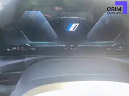 Photo 48 BMW Serie 3 Touring 330e xDrive 292 ch BVA8