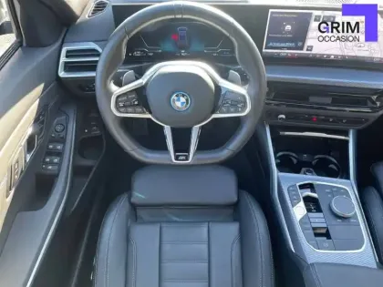 Photo 5 BMW Serie 3 Touring 330e xDrive 292 ch BVA8