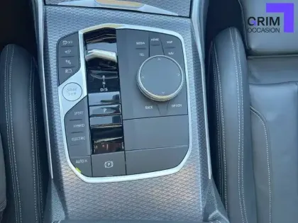 Photo 9 BMW Serie 3 Touring 330e xDrive 292 ch BVA8