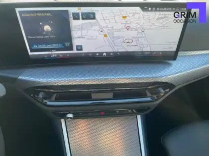 Photo 8 BMW Serie 3 Touring 330e xDrive 292 ch BVA8