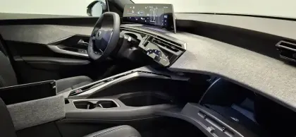 Photo 19 Peugeot 3008  Hybrid 145 e-DCS6