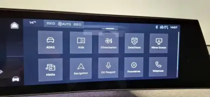 Photo 28 Peugeot 3008  Hybrid 145 e-DCS6