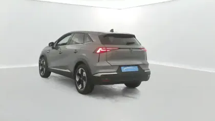 Photo 31 Renault Symbioz  E-Tech full hybrid 145