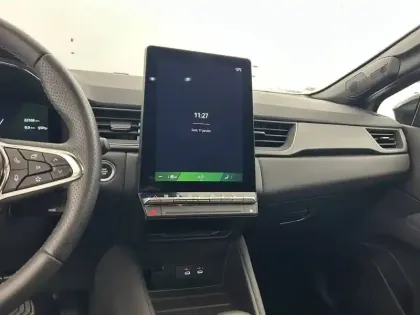 Photo 11 Renault Symbioz  E-Tech full hybrid 145