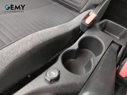 Photo 71 Peugeot 2008  PureTech 130 S&S EAT8