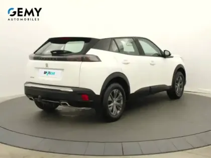 Photo 68 Peugeot 2008  PureTech 130 S&S EAT8