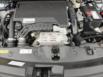 Photo 38 Peugeot 2008  PureTech 130 S&S EAT8