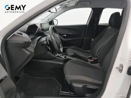 Photo 59 Peugeot 2008  PureTech 130 S&S EAT8