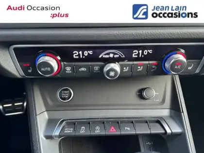 Photo 33 Audi Q3  35 TFSI 150 ch S tronic 7