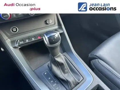Photo 12 Audi Q3  35 TFSI 150 ch S tronic 7