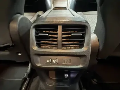 Photo 13 Peugeot Rifter  Standard BlueHDi 100 S&S BVM5