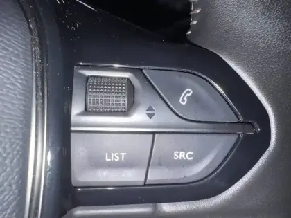 Photo 26 Peugeot Rifter  Standard BlueHDi 100 S&S BVM5