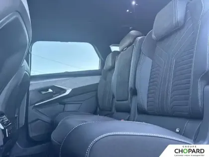 Photo 10 Peugeot 5008  Plug-in Hybrid 195 e-DCS7