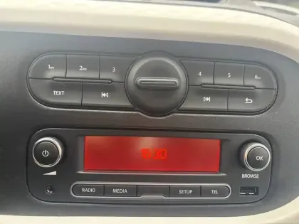 Photo 23 Renault Twingo  III 1.0 SCe 70 E6