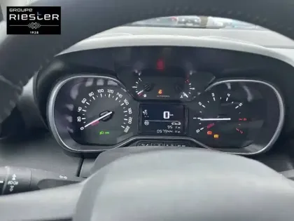 Photo 29 Citroën C3 Aircross  PureTech 110 S&S BVM6