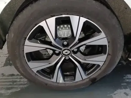 Photo 85 Renault Clio Gén. V (BJA) Ph1 NG Evolution 5