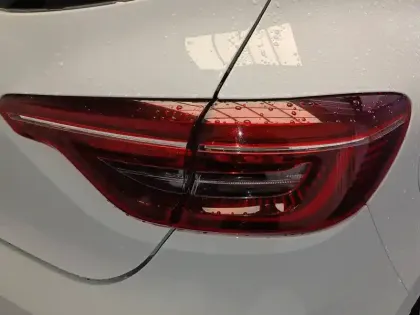 Photo 87 Renault Clio Gén. V (BJA) Ph1 NG Evolution 5