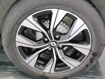 Photo 93 Renault Clio Gén. V (BJA) Ph1 NG Evolution 5