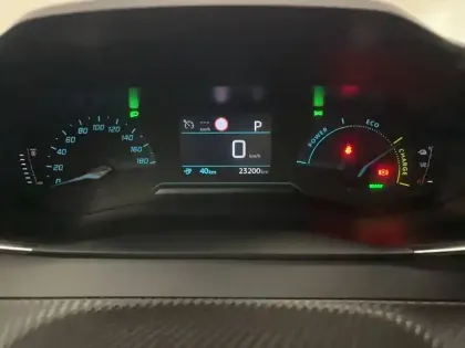 Photo 11 Peugeot 208  Electrique 50 kWh 136ch