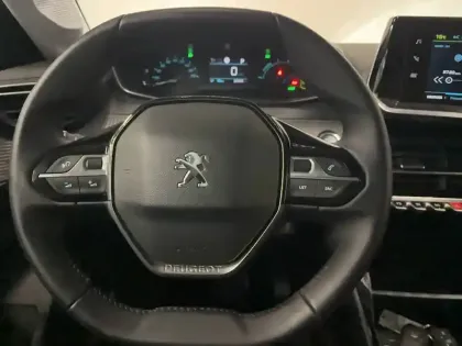 Photo 15 Peugeot 208  Electrique 50 kWh 136ch