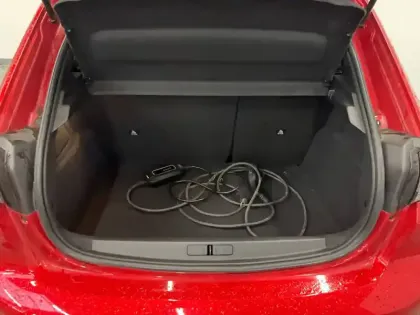 Photo 19 Peugeot 208  Electrique 50 kWh 136ch