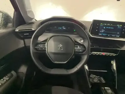 Photo 16 Peugeot 208  Electrique 50 kWh 136ch