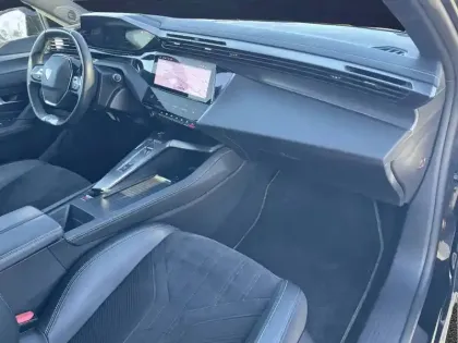 Photo 17 Peugeot 308  PureTech 130ch S&S EAT8