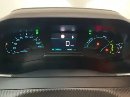 Photo 11 Peugeot 208  Electrique 50 kWh 136ch