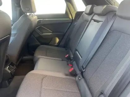 Photo 13 Audi Q3  35 TFSI 150 ch S tronic 7