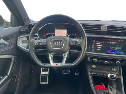 Photo 11 Audi Q3  35 TFSI 150 ch S tronic 7