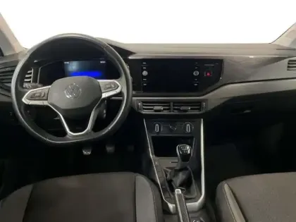 Photo 8 Volkswagen Taigo 1.0 TSI 110 BVM6 Life Business