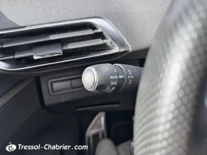 Photo 16 Peugeot 3008  1.6 THP 165ch S&S EAT6 GT Line