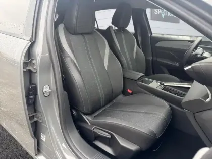 Photo 8 Peugeot 308  Hybrid 145 e-DCS6 Allure