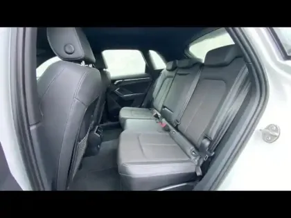 Photo 10 Audi Q3  35 TDI 150ch S line S tronic 7