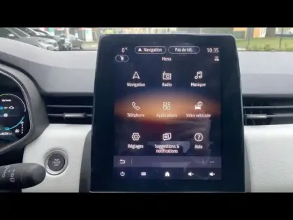 Photo 14 Renault Clio  1.6 E-Tech hybride 145ch Techno