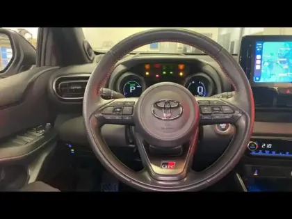 Photo 11 Toyota Yaris  116h GR Sport 5p MY22