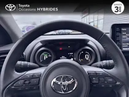 Photo 12 Toyota Yaris  116h Design