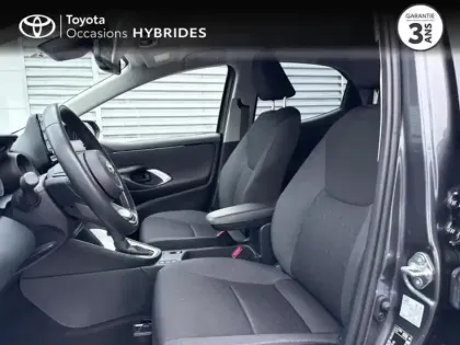 Photo 10 Toyota Yaris  116h Design