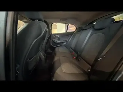 Photo 10 BMW Serie 1 Série 1 116d 116ch Business Design