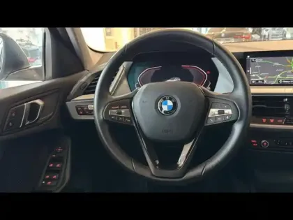 Photo 11 BMW Serie 1 Série 1 116d 116ch Business Design