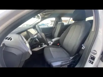 Photo 16 BMW Serie 1 Série 1 116i 109ch Edition M Design