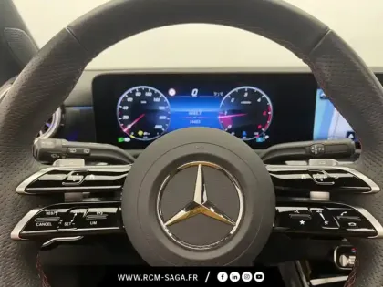 Photo 16 Mercedes Classe A 200 d AMG Line