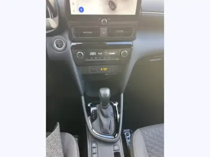 Photo 17 Toyota Yaris Hybride 1.5 HYBRID 116H DESIGN AUTO 2WD