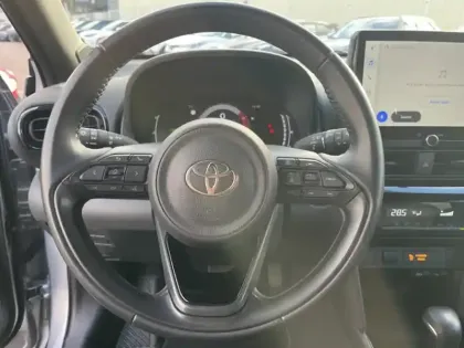 Photo 11 Toyota Yaris Hybride 1.5 HYBRID 116H DESIGN AUTO 2WD