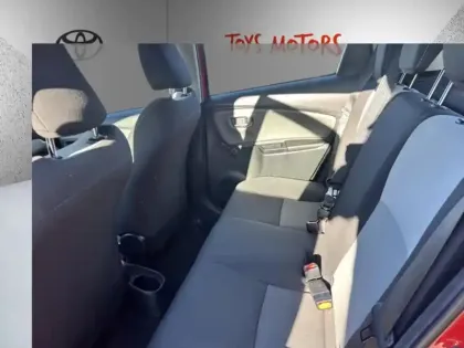 Photo 11 Toyota Yaris 70 VVT-i France