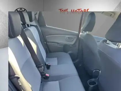 Photo 9 Toyota Yaris 70 VVT-i France