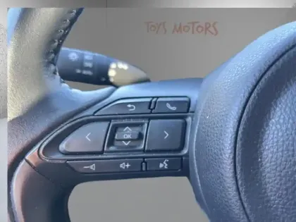 Photo 16 Toyota Yaris Hybride 116h Design MC24