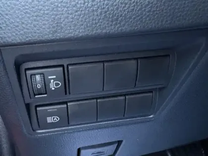 Photo 16 Toyota Yaris Hybride 116h Design Pack MY22