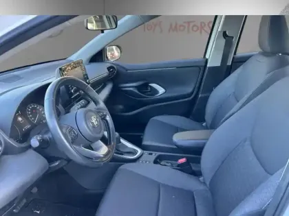 Photo 15 Toyota Yaris Hybride 116h Dynamic